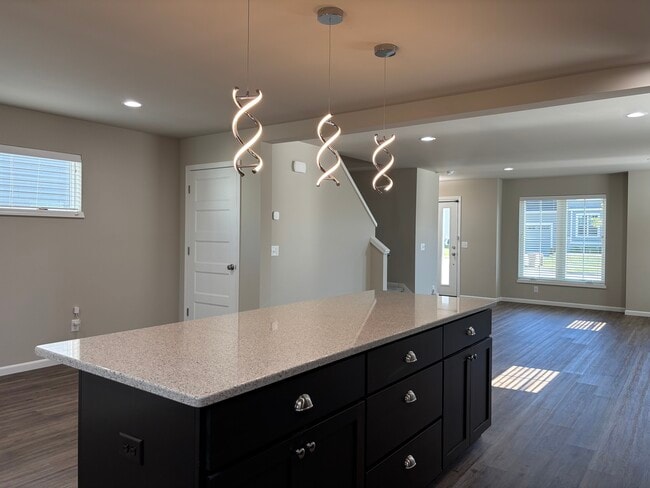 Building Photo - 620 Sugar Maple Ln