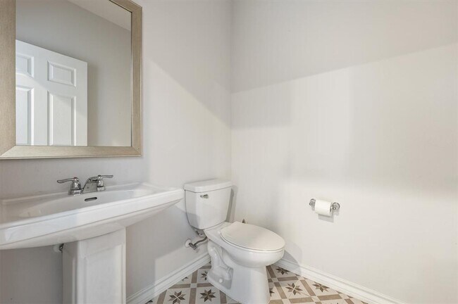 Building Photo - 345 Capstone Rd