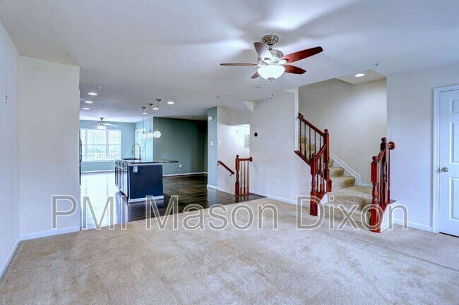 Building Photo - 8434 Stansbury Lake Dr