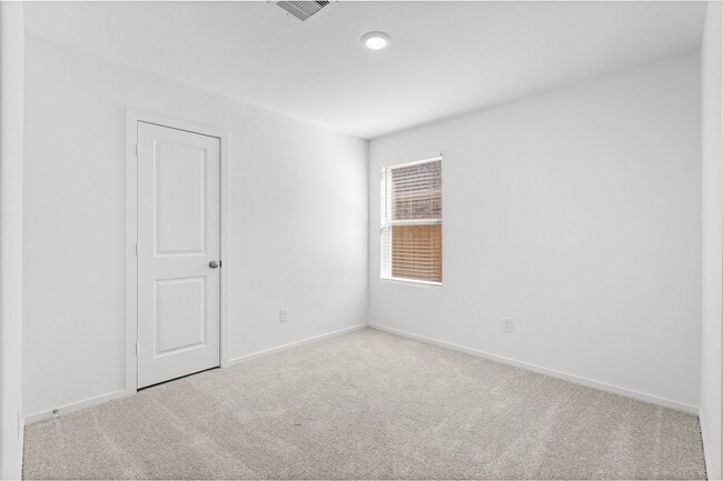 Building Photo - 28714 Bottom Grass Trl