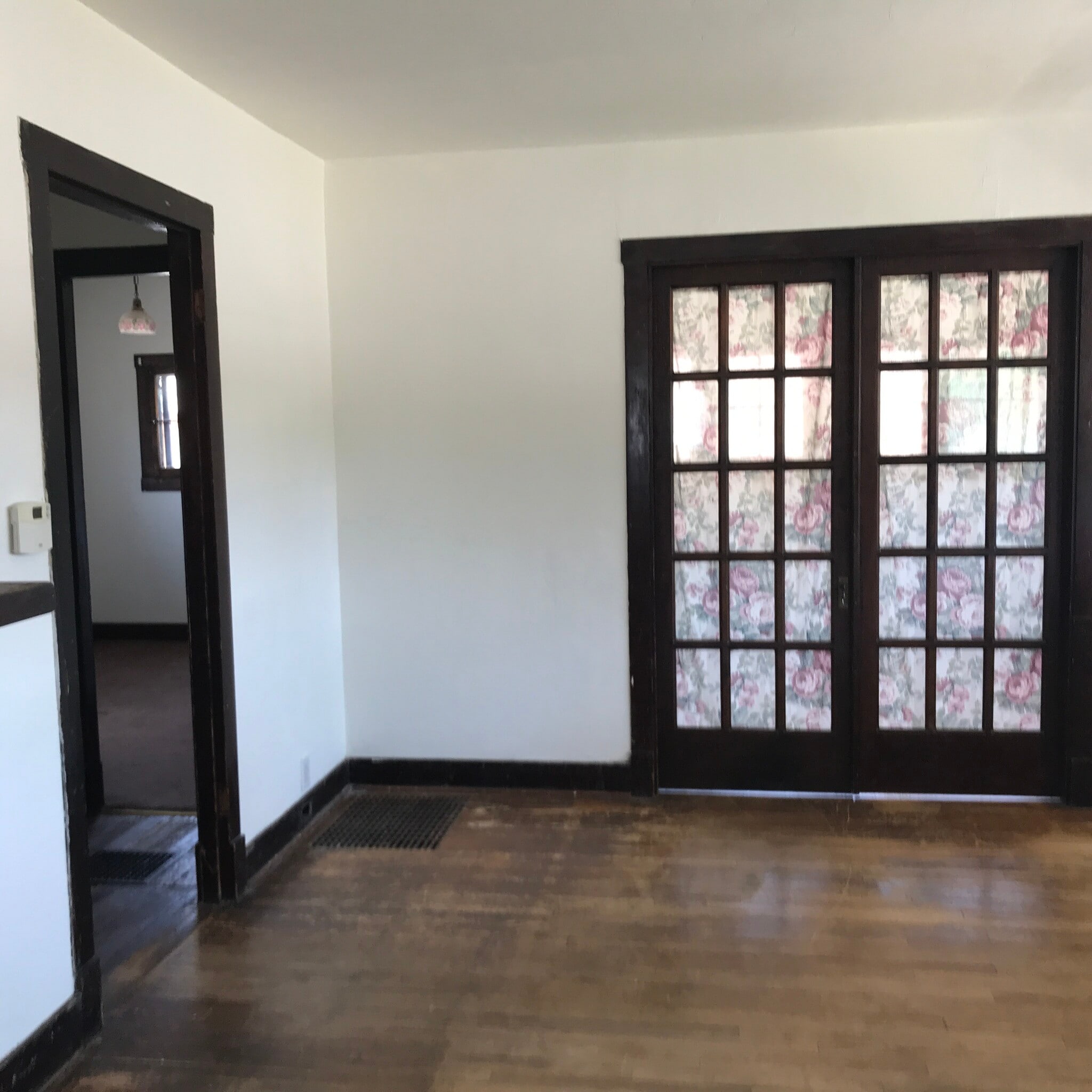 French doors to sunroom - 1105 E 8th St