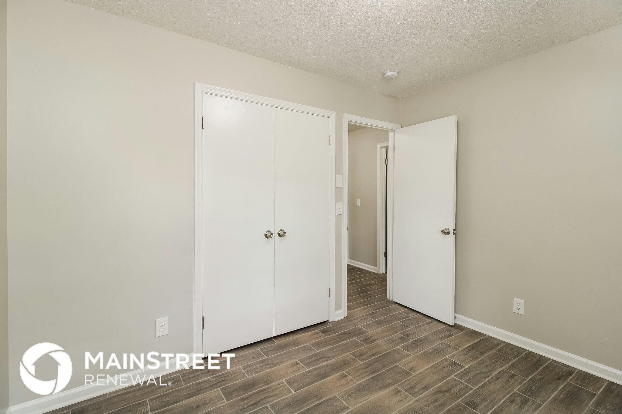 Building Photo - 4702 Yorkwood Dr