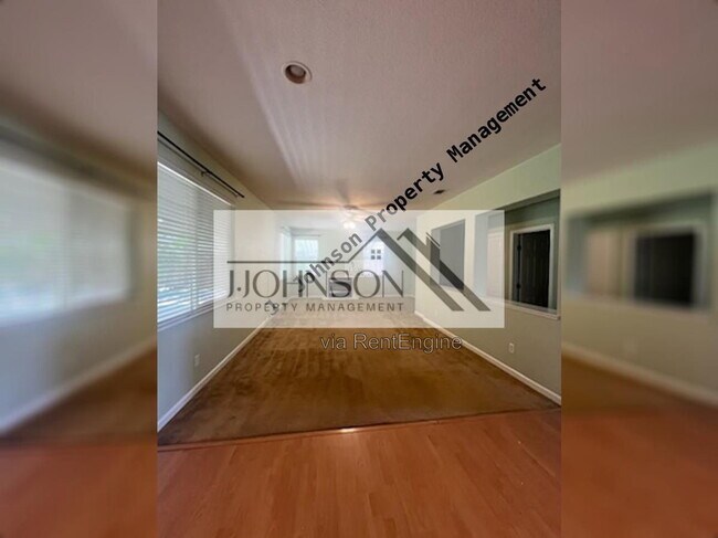 Building Photo - 323 Glenbriar Cir
