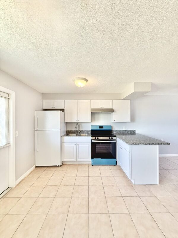 Building Photo - 3403 Palm Dr