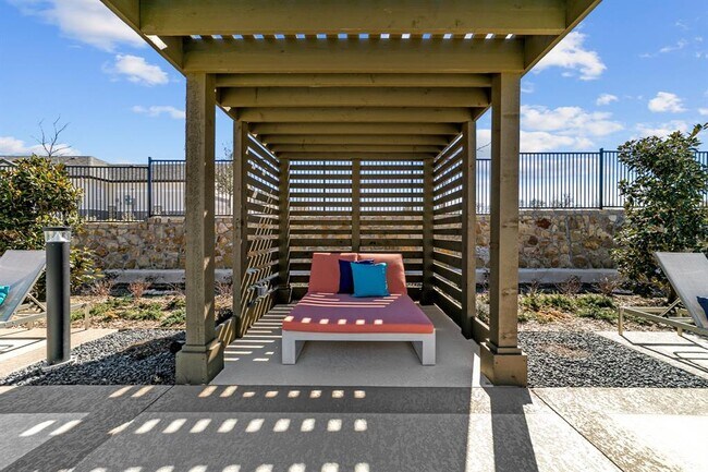 Building Photo - 920 Imperial Blvd