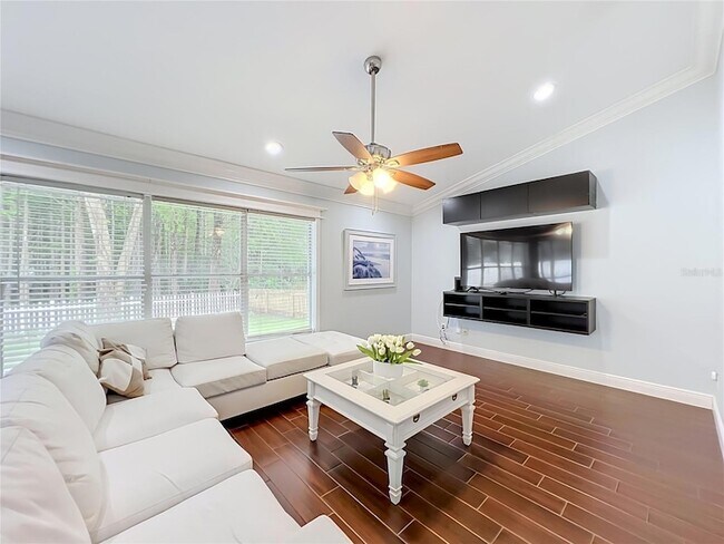Building Photo - 3020 Hartland Ct