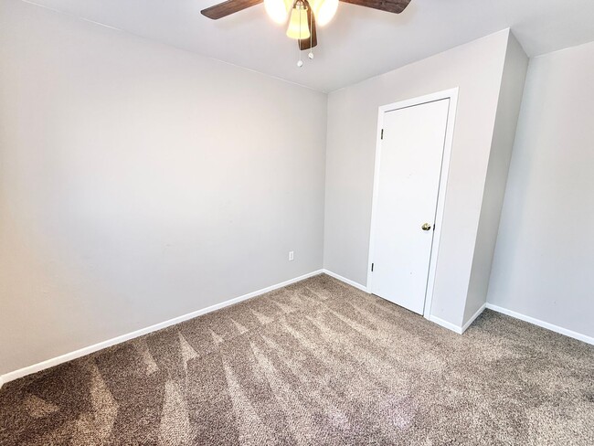 Building Photo - $500 off your 2nd month's rent!