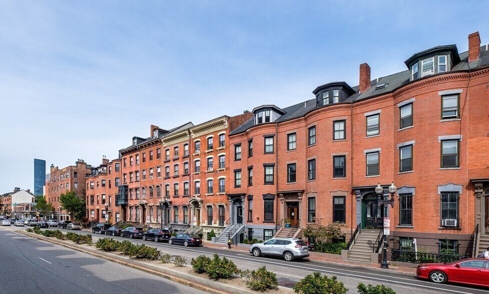 Building Photo - 682 Massachusetts Ave