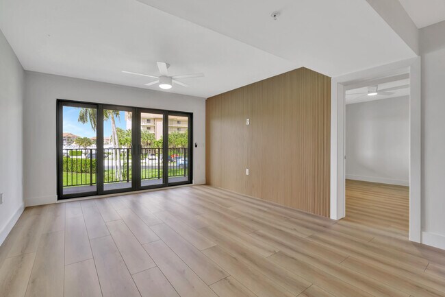 Building Photo - 501 Seafarer Cir