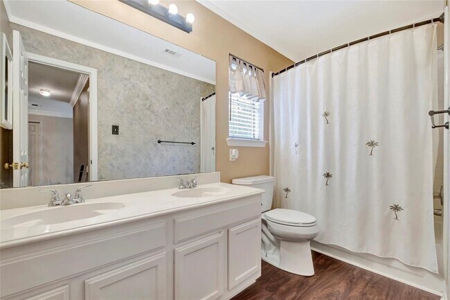 Building Photo - 4323 Ringrose Dr