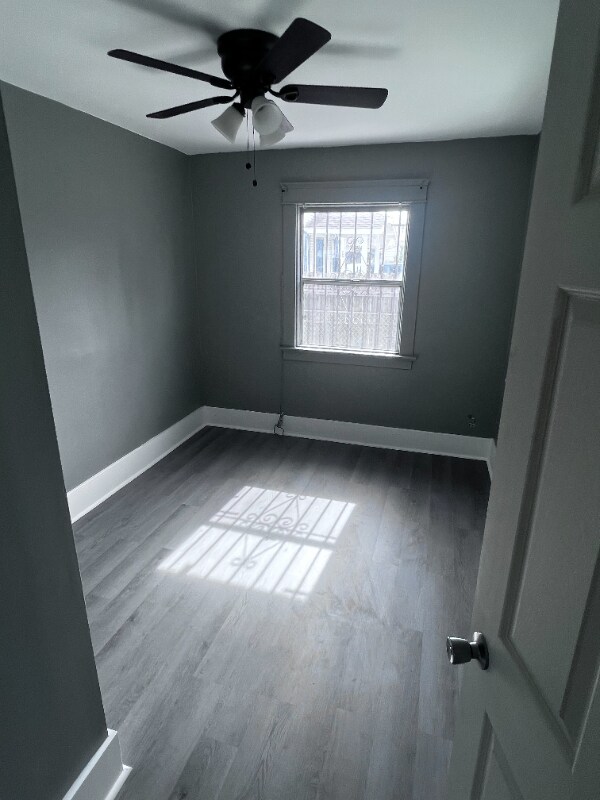 Building Photo - 5850 Estrella Ave