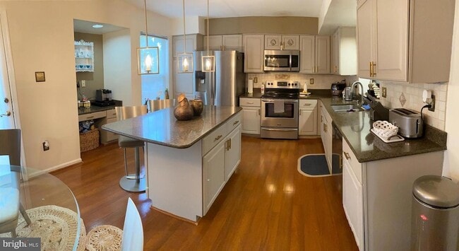 Building Photo - 5220 Winding Star Cir