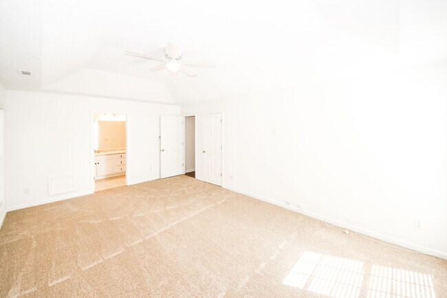 Building Photo - 6155 Dodson Rd