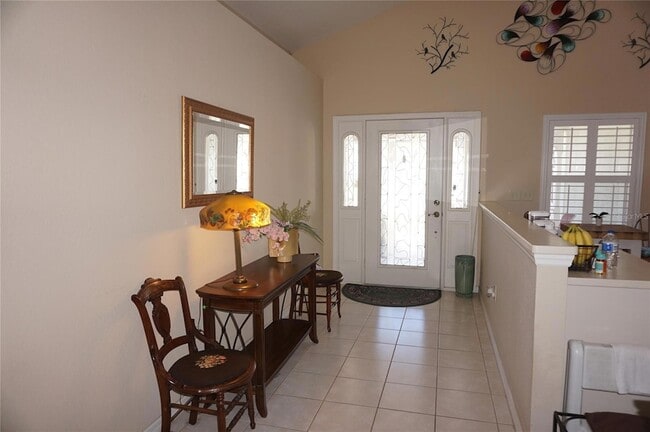 Building Photo - 11091 SW 73rd Ct