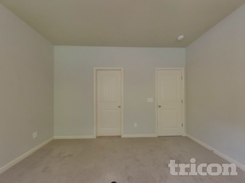 Building Photo - 3013 Alan Dr