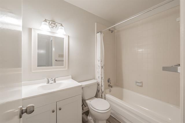 Building Photo - 6333 Cascade Cir