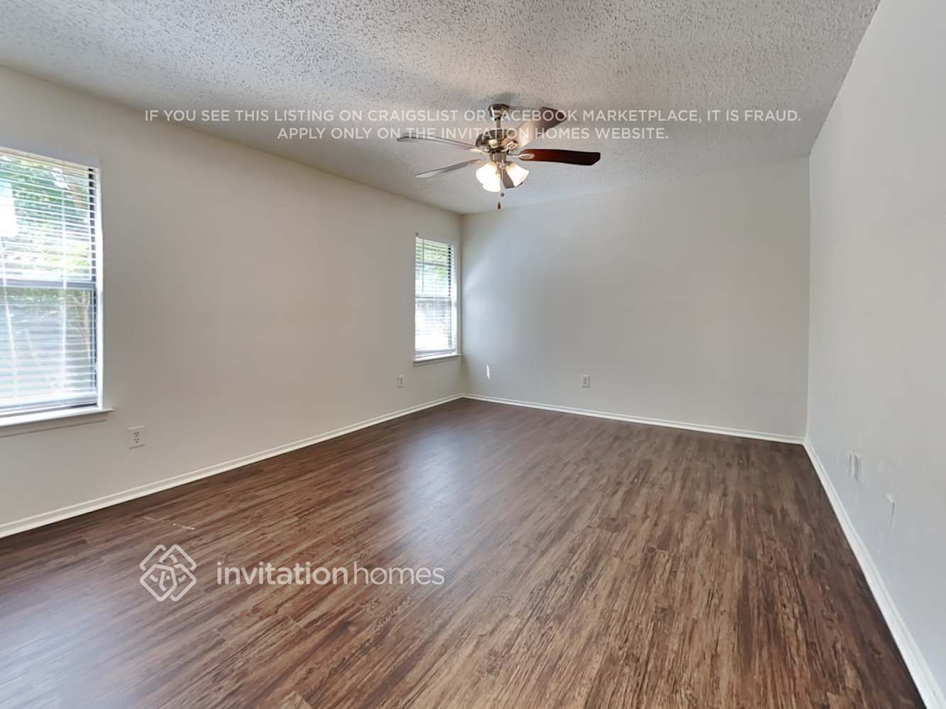 Building Photo - 717 Holly Oak Dr