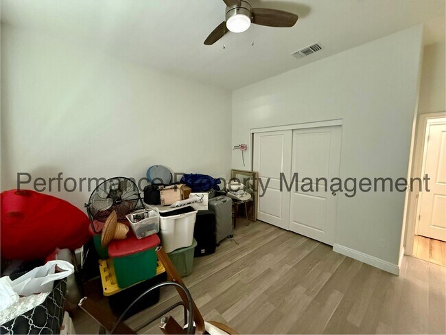 Building Photo - Gorgeous 5 Bed/3 Bath Rio Bravo Home w/ RBP & Security Deposit Alternative Option