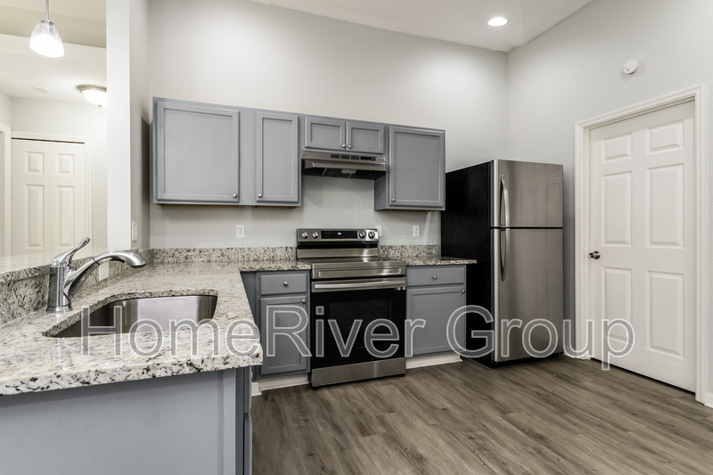 Building Photo - 701 Caracara Ct
