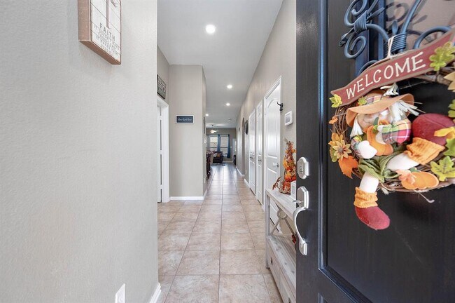Building Photo - 8807 Harvest River Dr