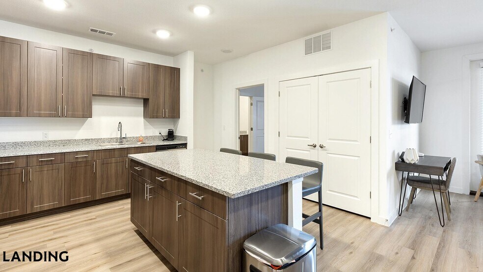 Building Photo - 217 S Garland Ave