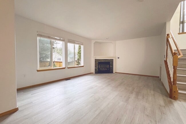 Building Photo - 26138 242nd Ct SE