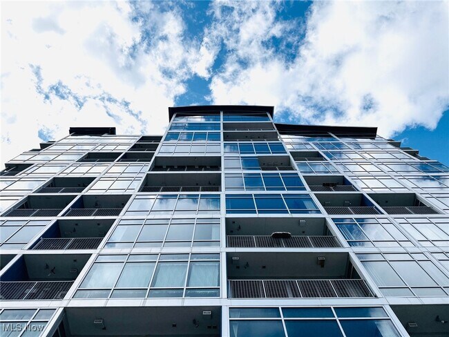 Building Photo - 1237 Washington Ave