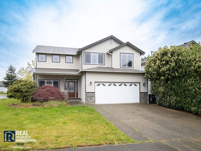 Building Photo - Spacious 4 Bed / 3 Bath Home with Loft, Fenced Yard & Covered Patio in Puyallup!
