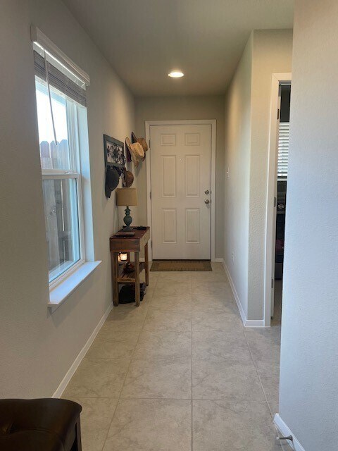 Building Photo - 236 Trailside Ln