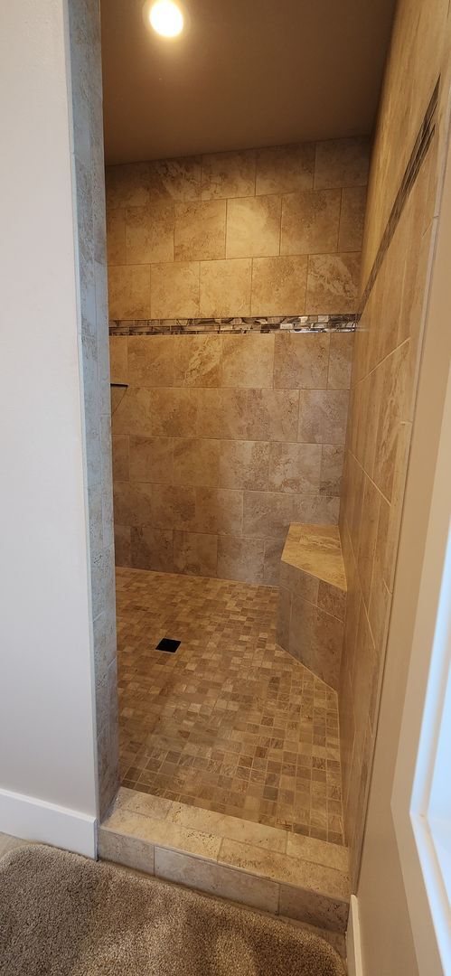 Building Photo - Furnished 4 bedroom/2.5 bath in Manson - A...