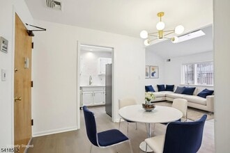 Building Photo - 66 Park Ave