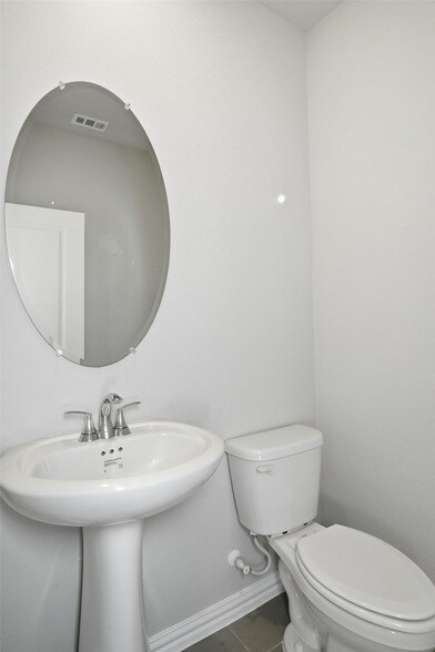 Building Photo - 602 Travine Dr