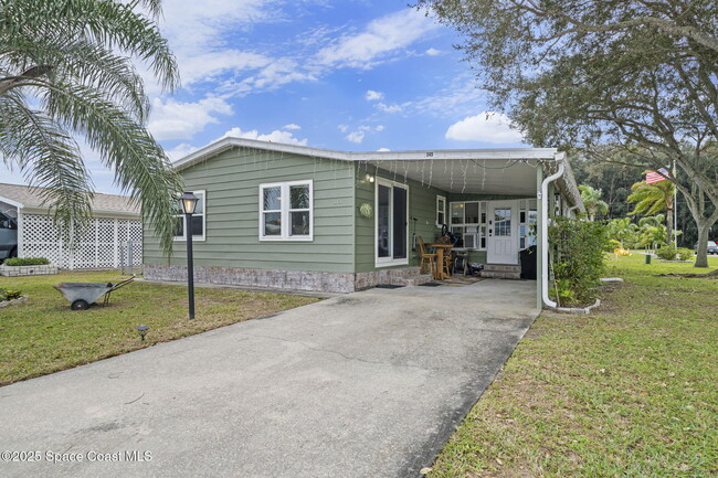 Building Photo - 345 Avocado Dr