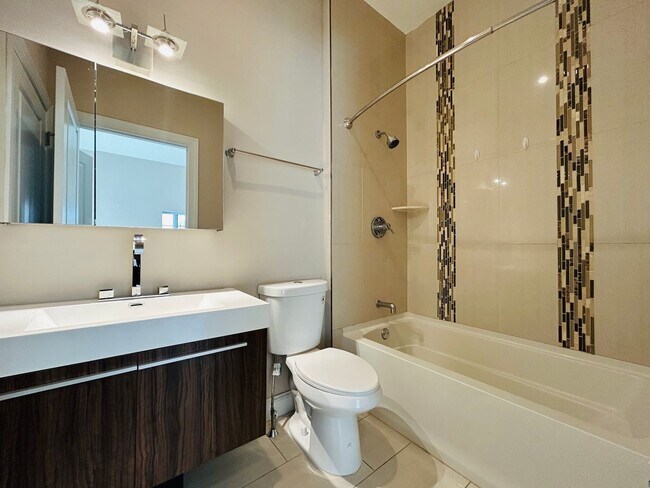 Building Photo - 4525 Fleming St