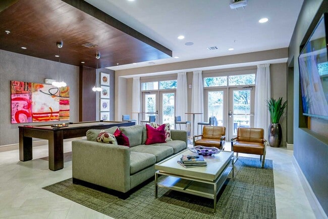 Building Photo - 2033 S Gessner Rd