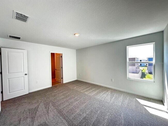 Building Photo - 3874 Amers Lp