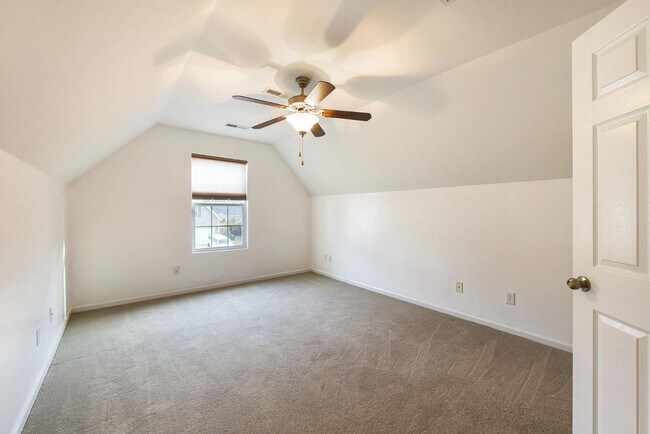 Building Photo - 4732 Lewis And Clark Trail