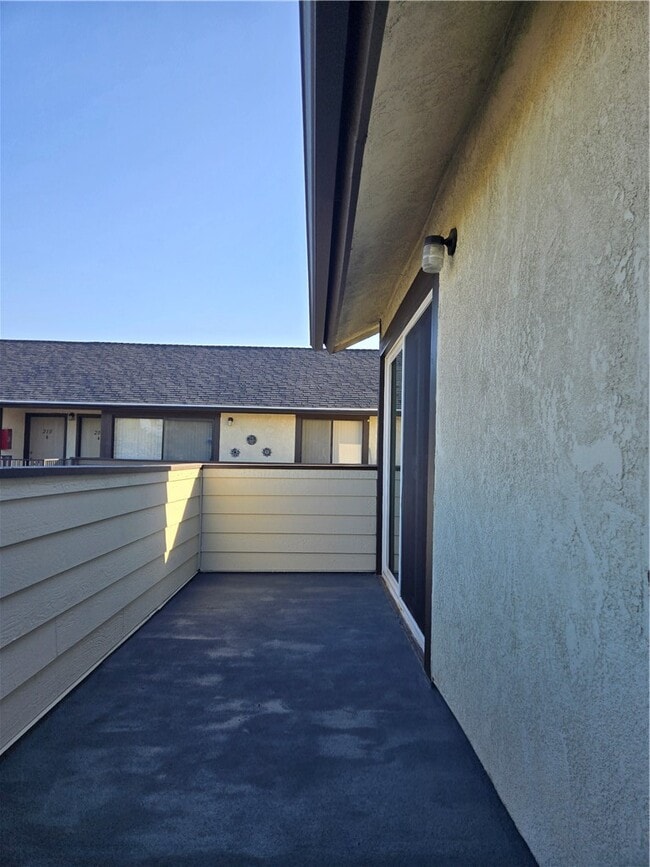 Building Photo - 2624 W Porter Ave