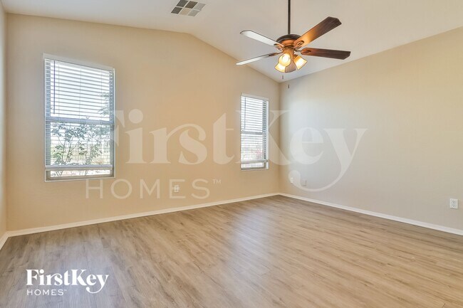 Building Photo - 2383 W Morning Sun Cir