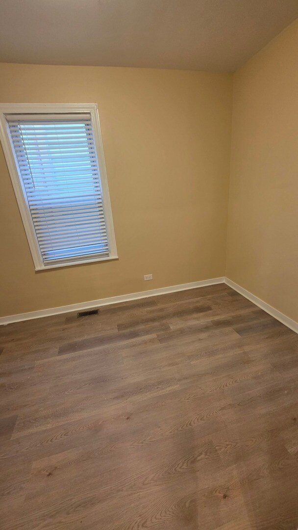 Building Photo - 3111 N Central Park Ave