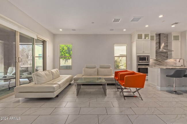 Building Photo - 18030 N 66th Pl