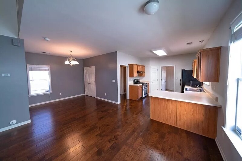 Building Photo - 1364 Harbor Park Dr