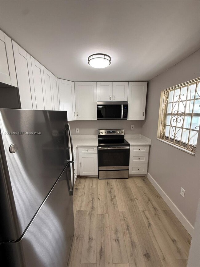 Building Photo - 15600 NW 7th Ave