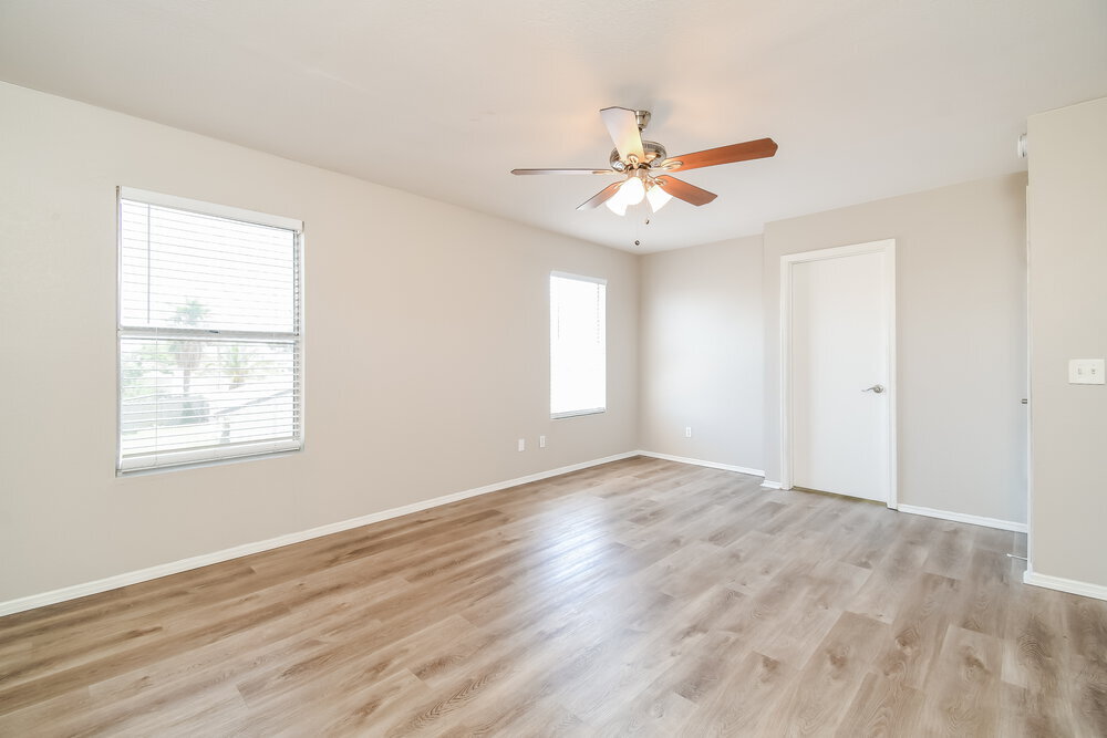 Building Photo - 4755 W Wahalla Ln