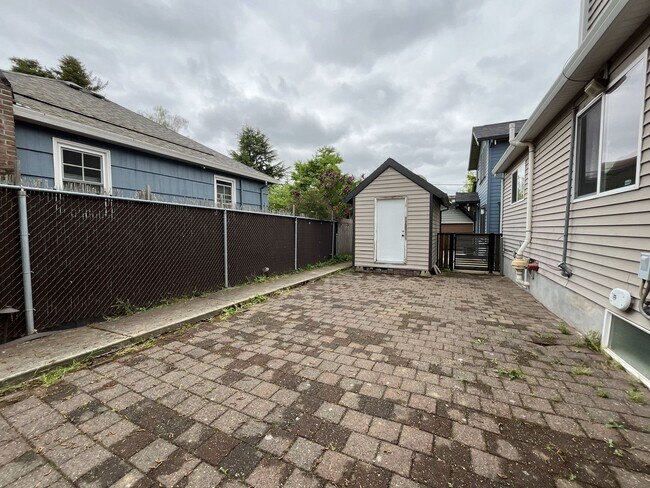 Building Photo - Character-Filled Concordia Home with Flexible Living Spaces & Gas Fireplace