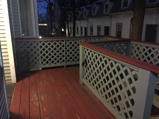 Building Photo - 66 St James St