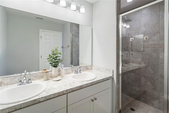 Building Photo - 2930 Fieldwood Cir