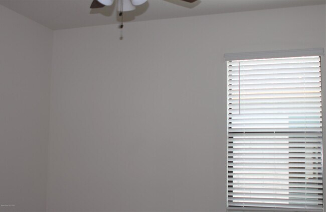 Building Photo - 4437 Magenta Isles Dr
