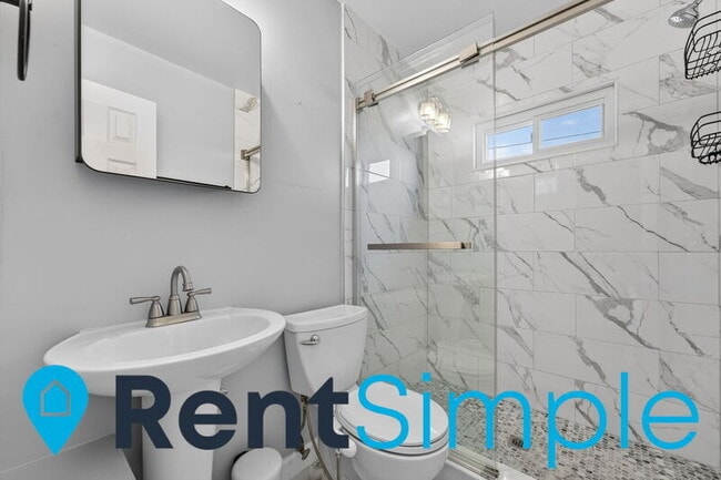 Building Photo - 1433 California St