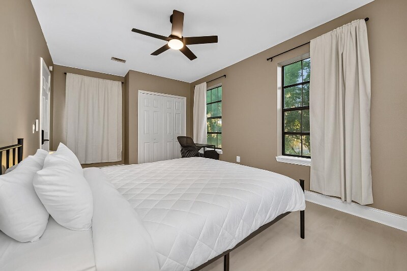 Building Photo - 512 Mason Ave